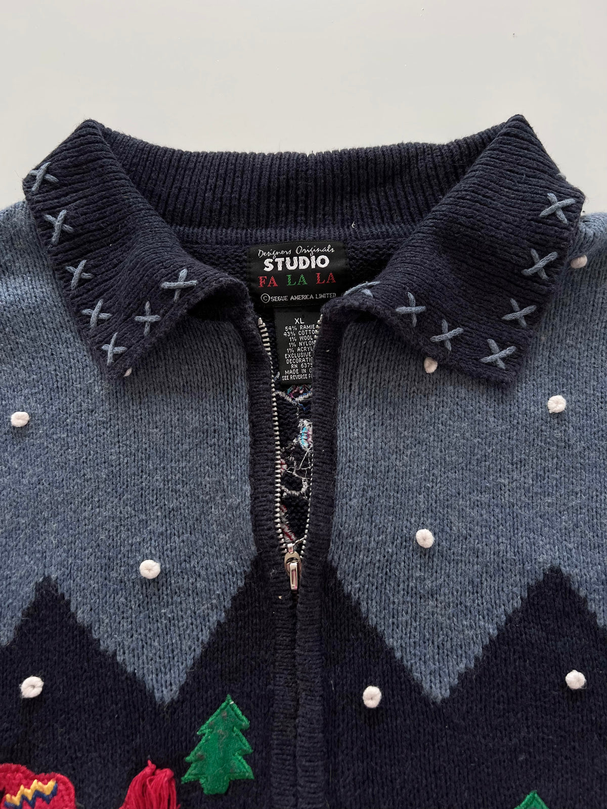 Studio Embroidered Christmas Zipper Sweater-Bust 50