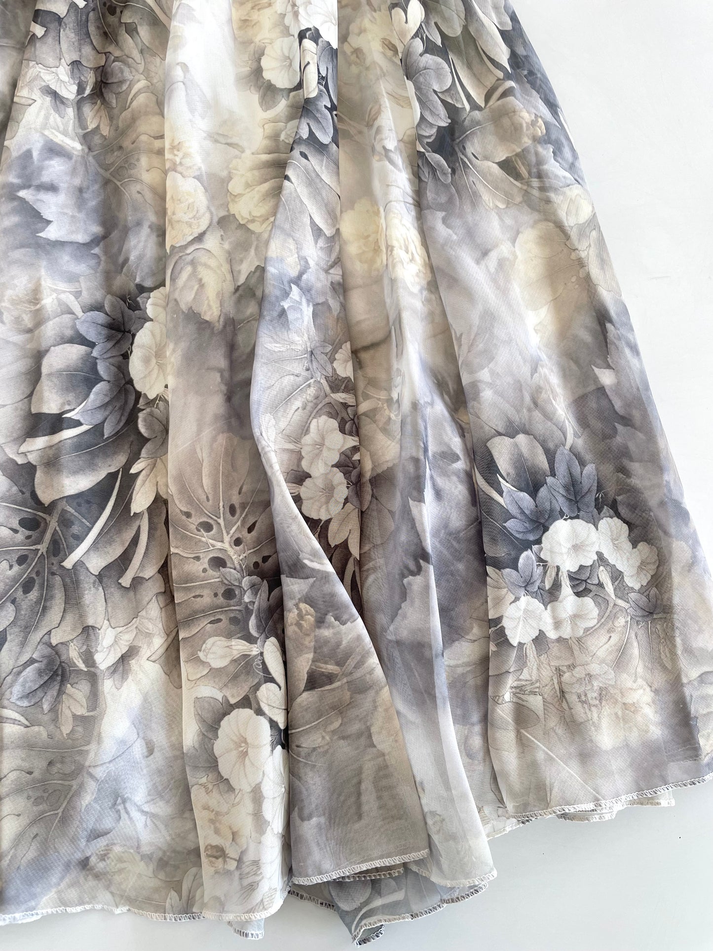 Vintage Floral Skirt-Waist 28 to 34