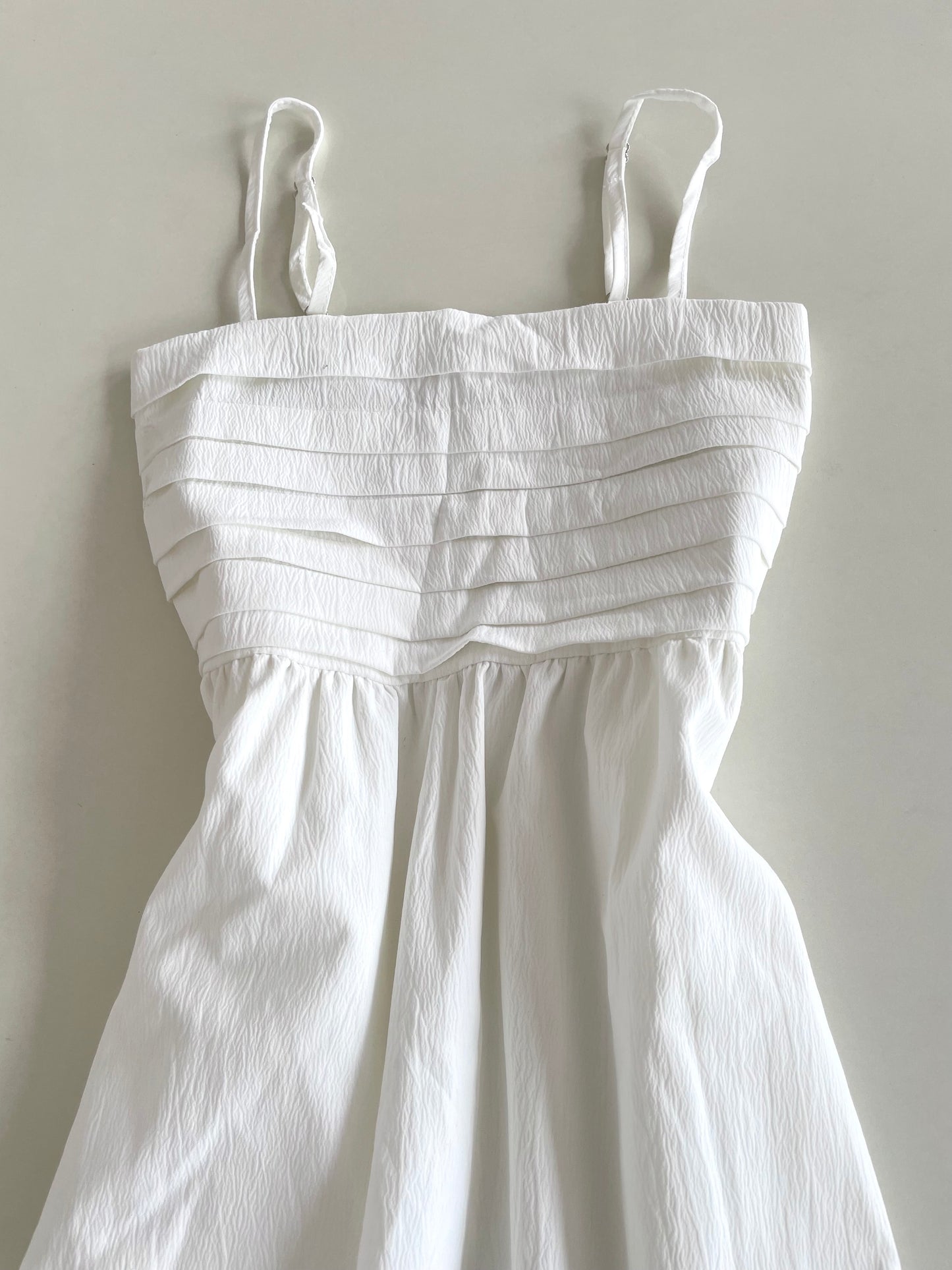 Swan White Dress-Bust 30 to 32