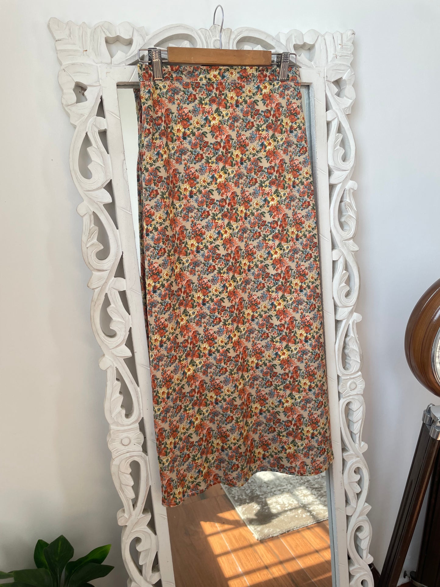 Floral Skirt-Waist 24 to 26