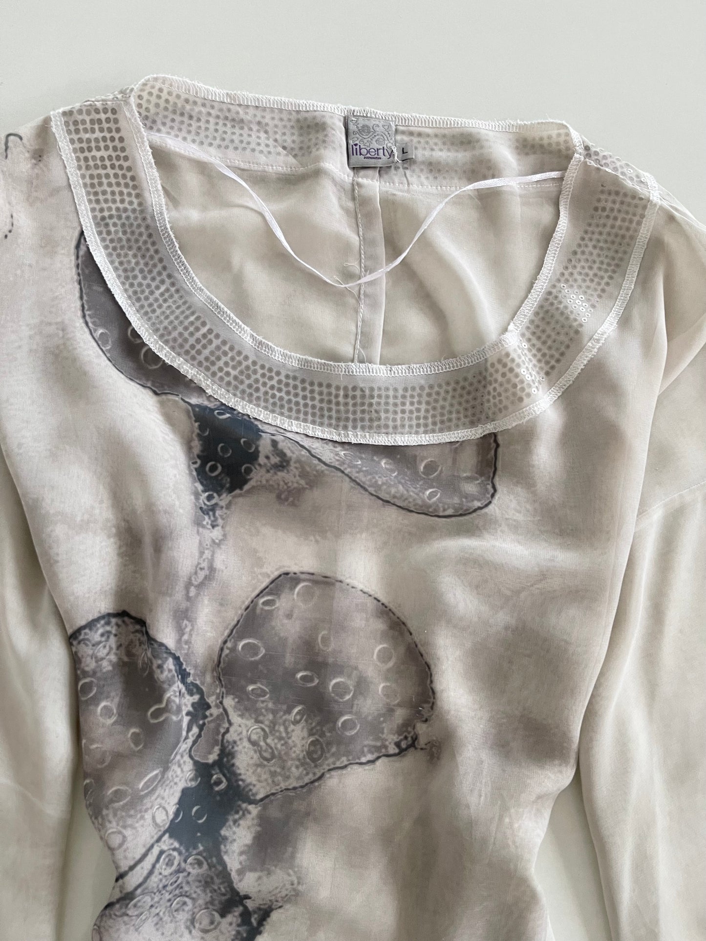 Liberty Sheer Vintage Top-Bust 44
