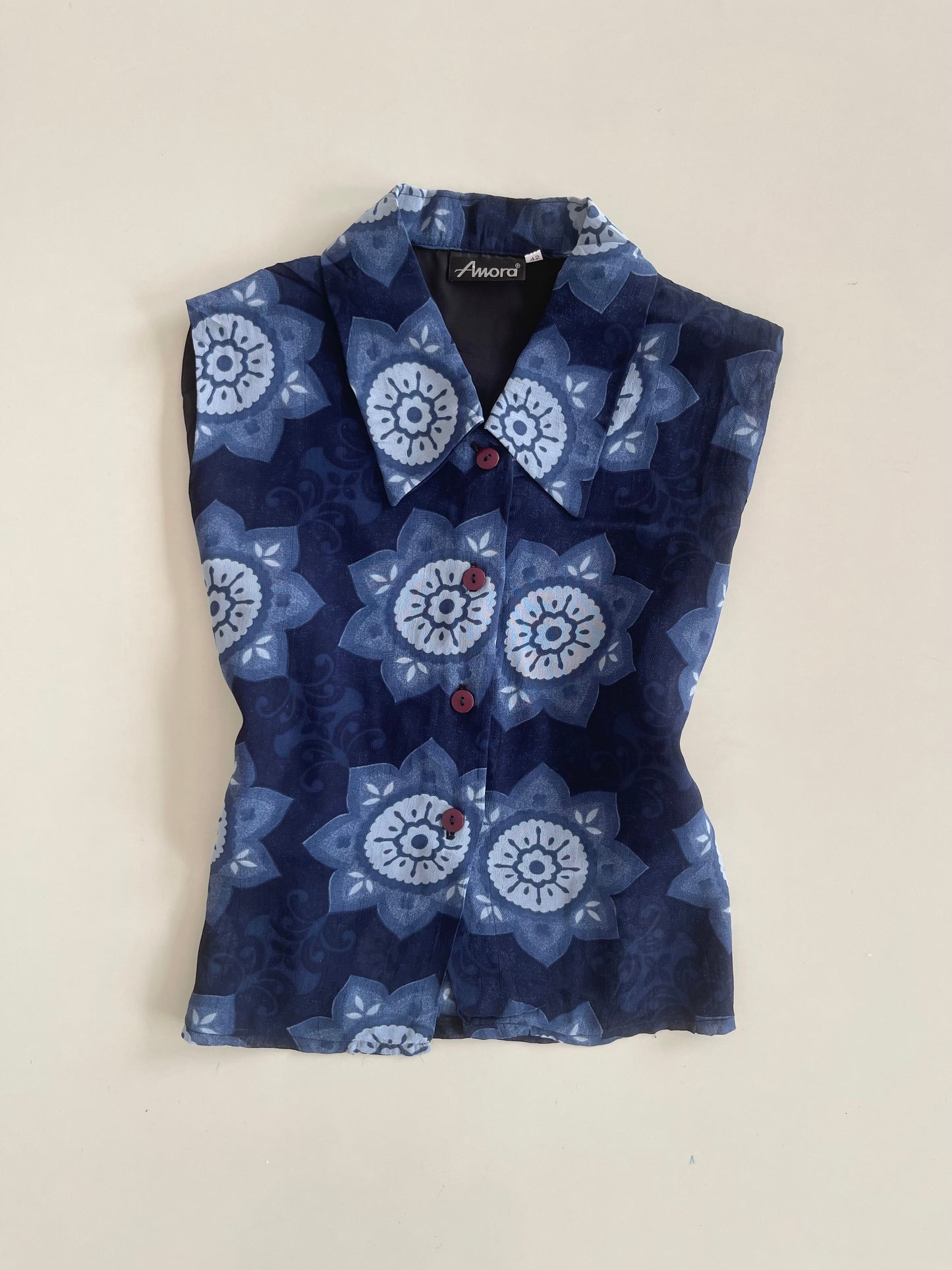 Amora Top-Bust 40