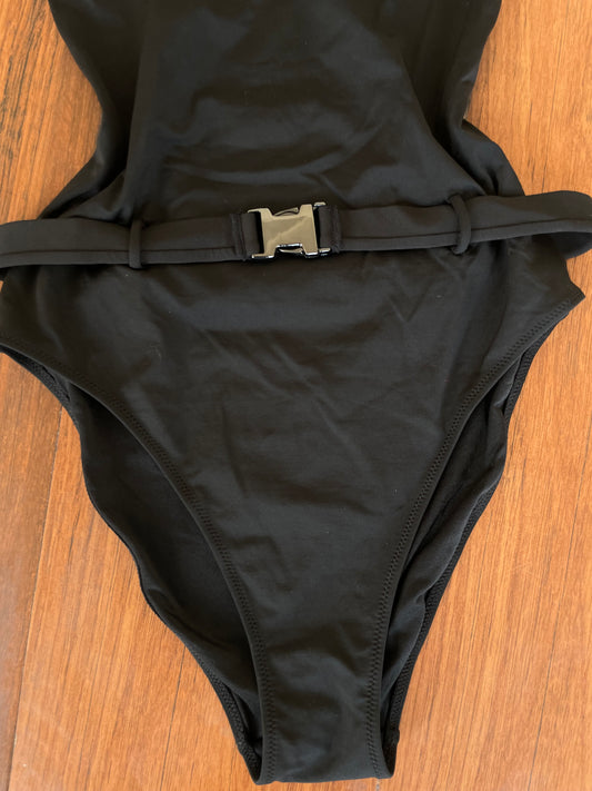 Monokini-Bust 28 to 30