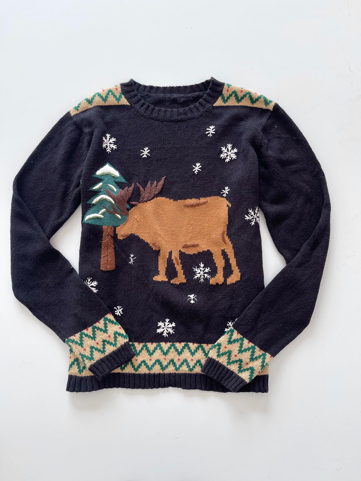 Embroidered Christmas Sweater-Bust 42