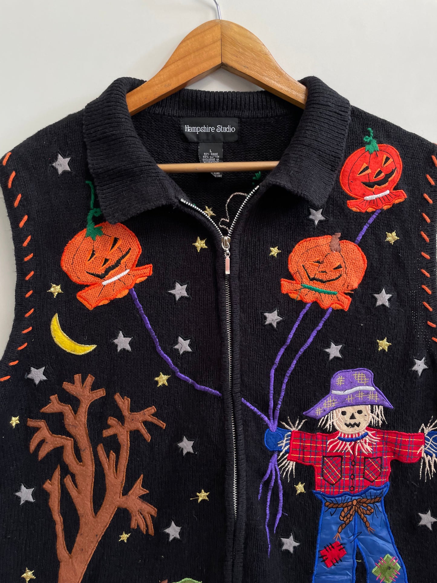 Vintage Christmas Sweater Vest-Bust 44
