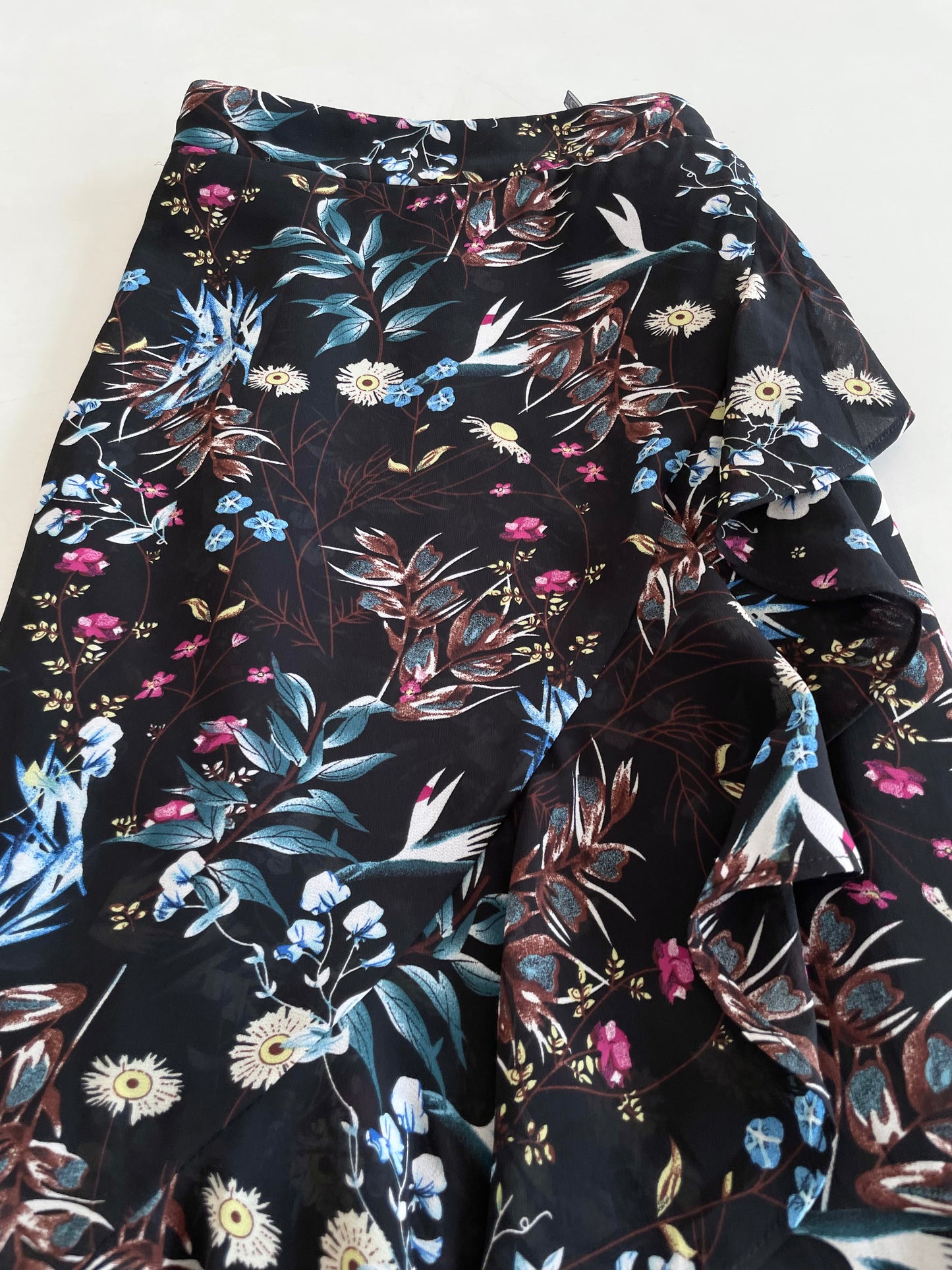 Ruffle Floral Skirt-Waist 30 to 32