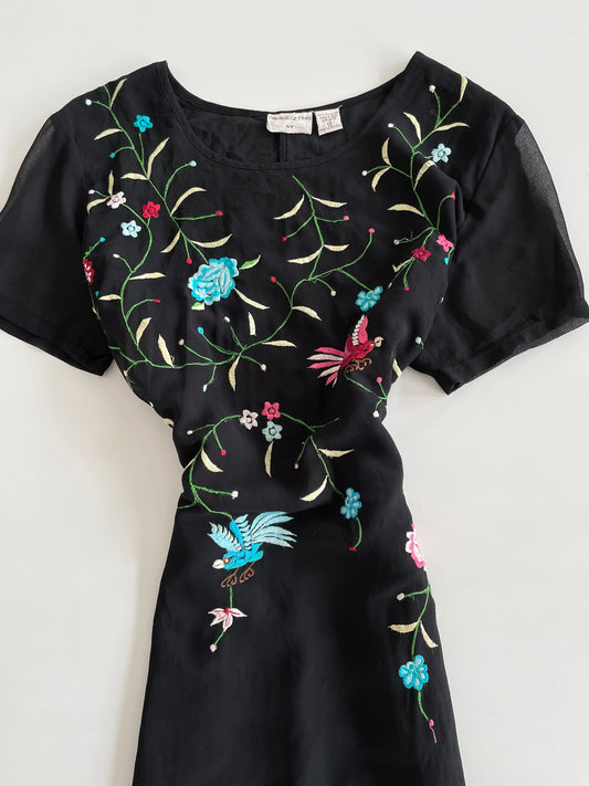 Paradise Plus Embroidered Dress - Bust 50