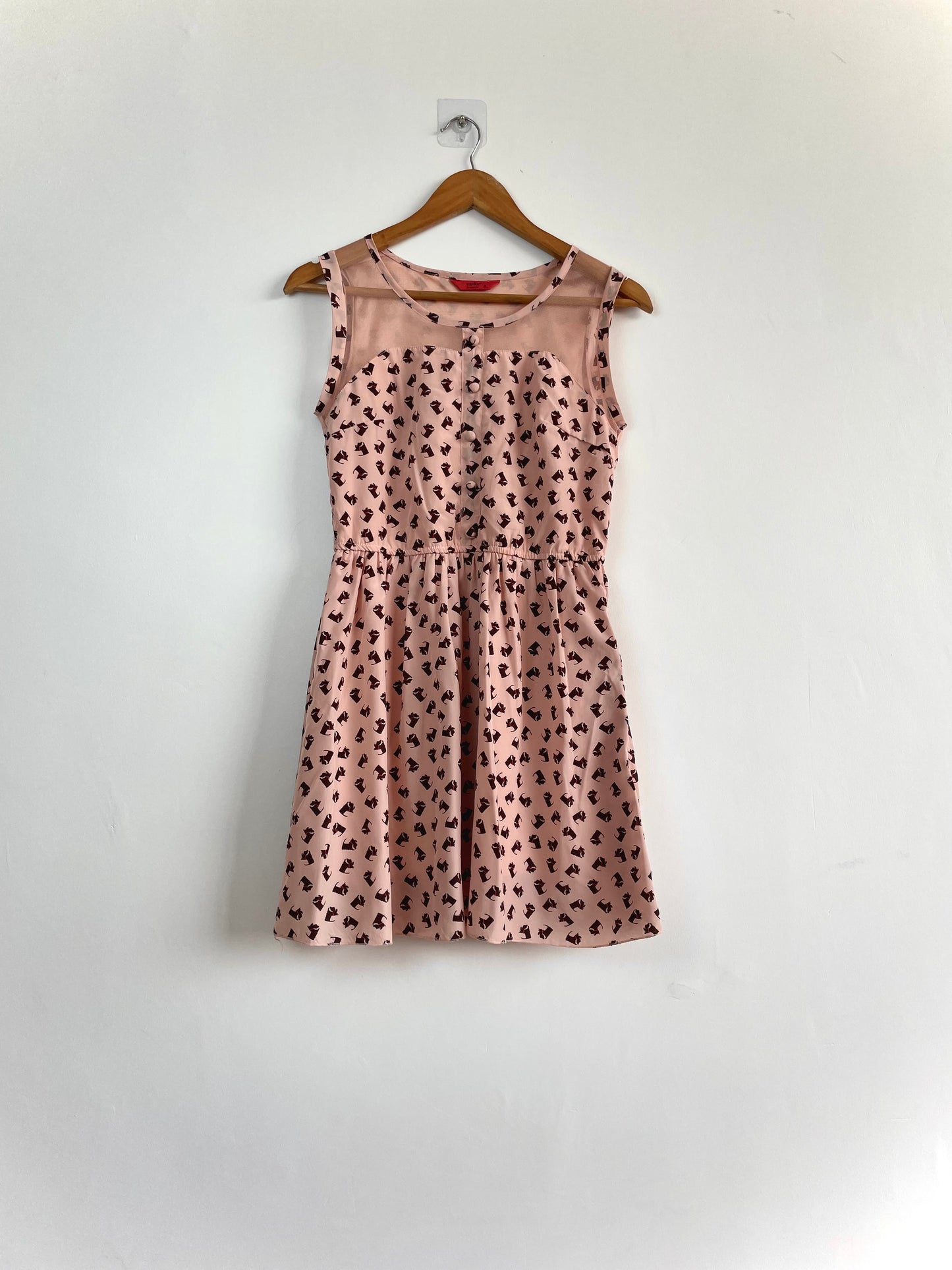 Dress-Bust 32