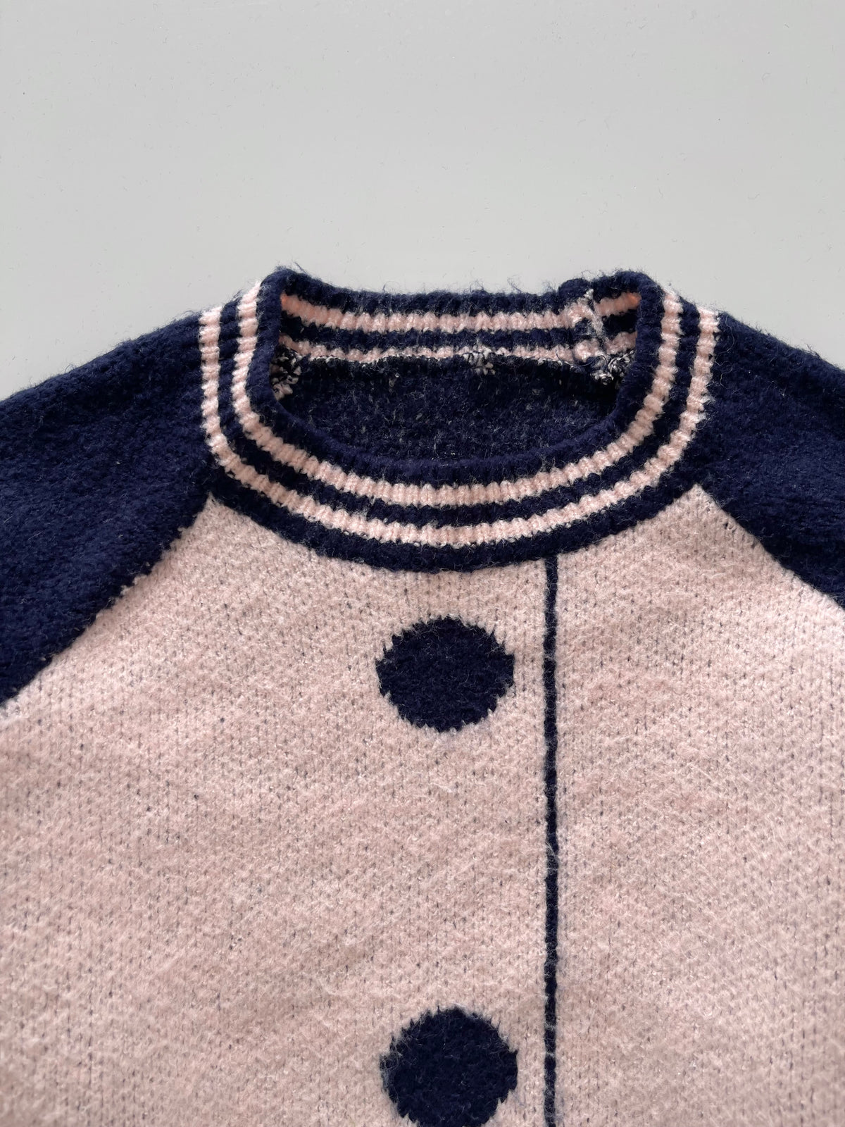 Pinterest Sweater-Bust 42