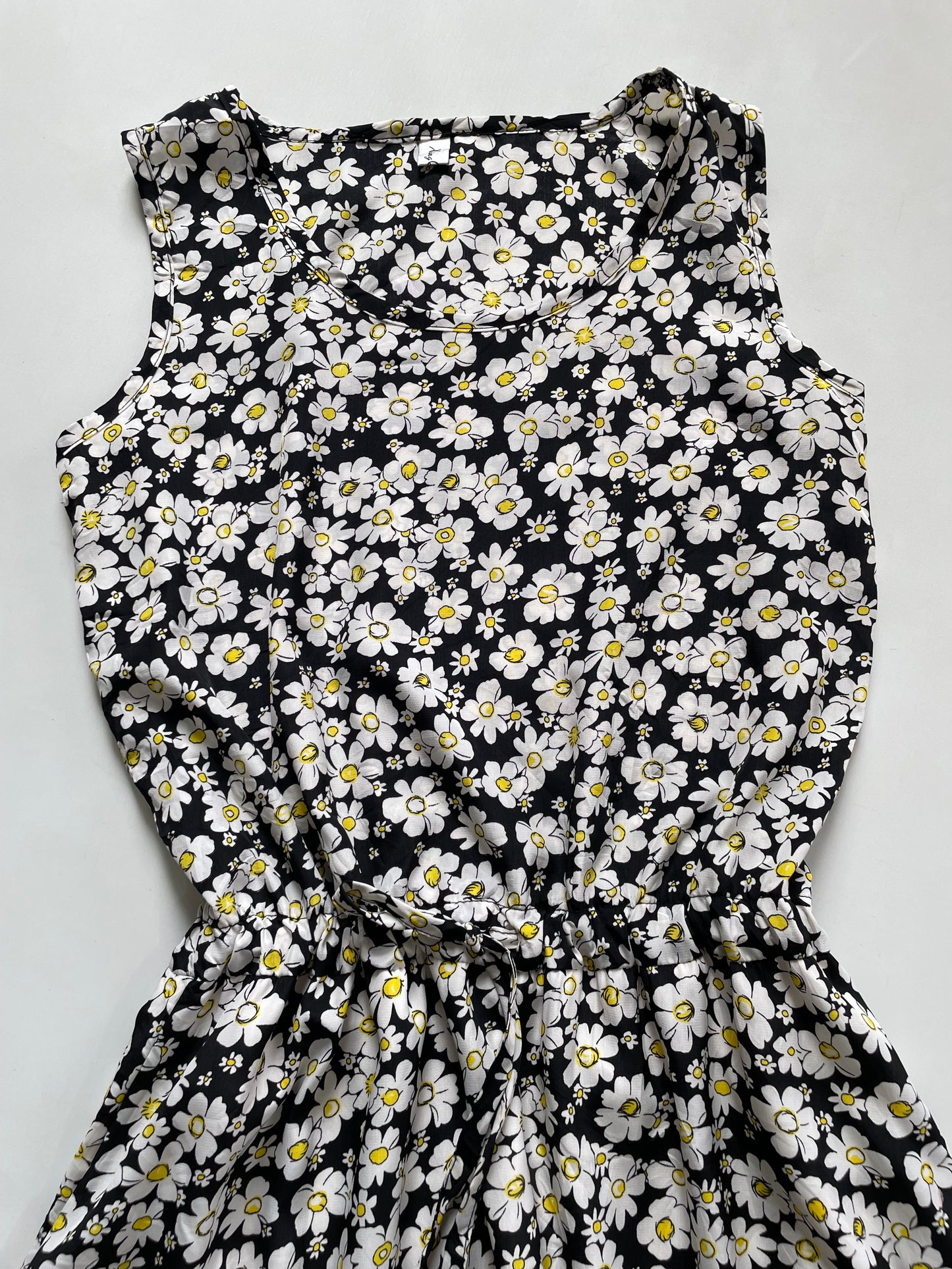 Dress-Bust 34