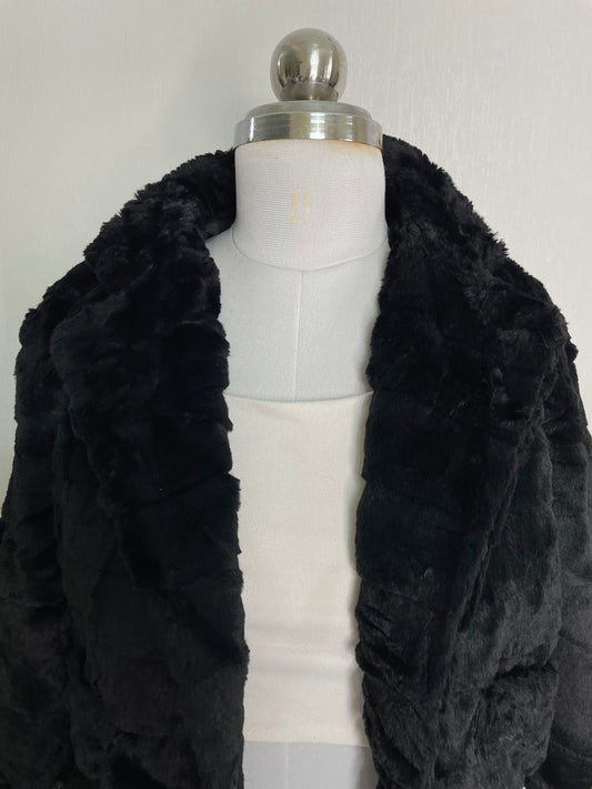 URBAN SHOW FUR COAT - BUST 34