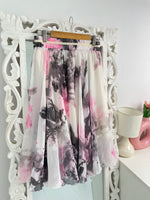 Load image into Gallery viewer, Skirt-Waist 28 to 32