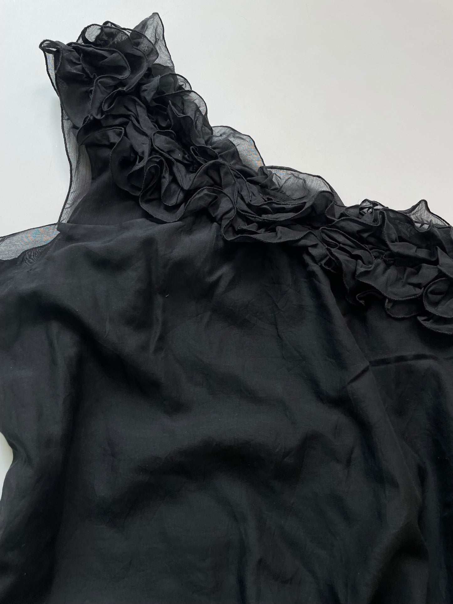 Top-Bust 38