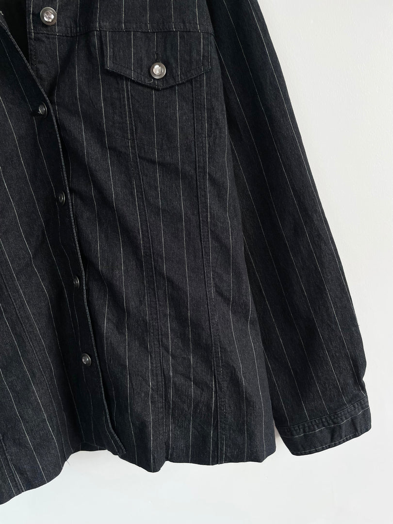 Capture Pinstripe Cotton Shirt-Bust 46