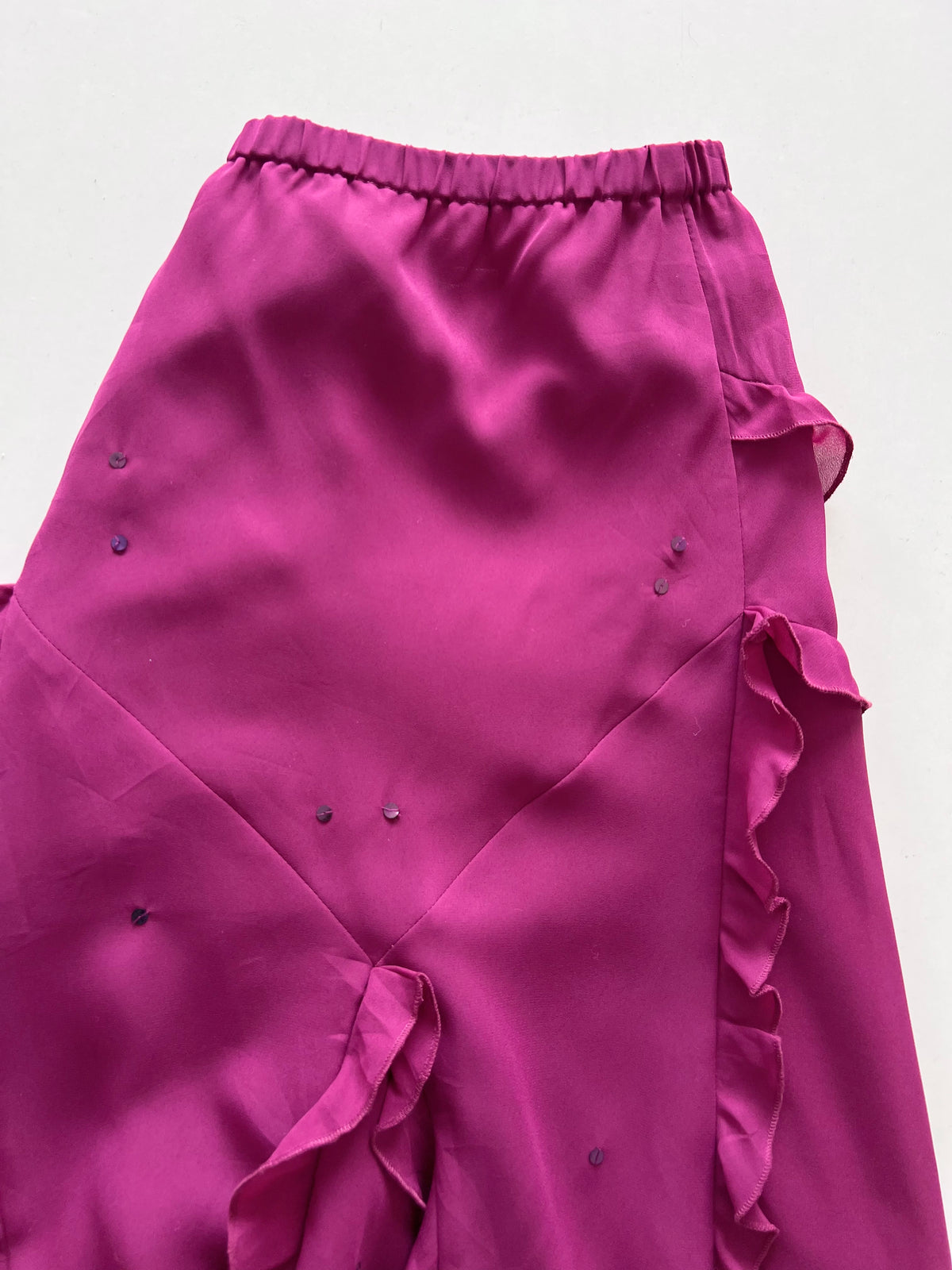 Dramatic Vintage Ruffle Skirt-Waist 30 to 34