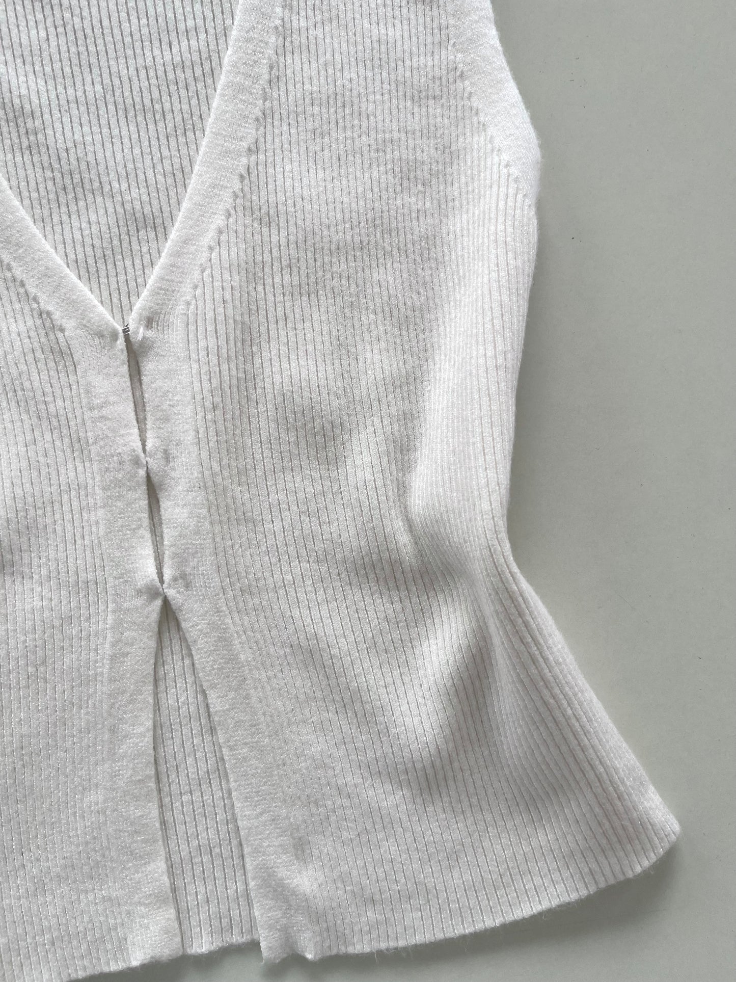 White Hooked Top-Bust 32 to 34