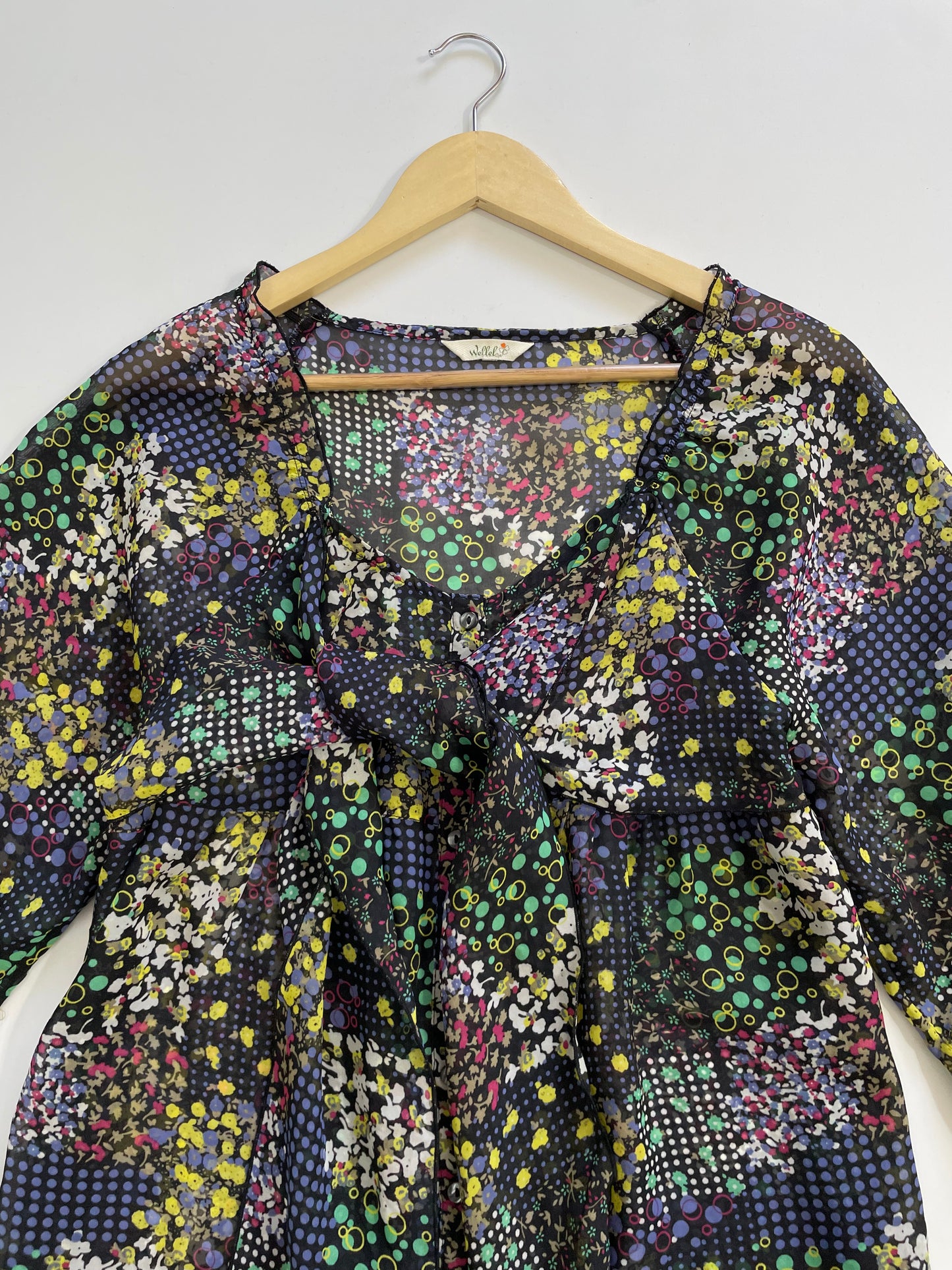 Wellel Sheer Shirt-Bust 38