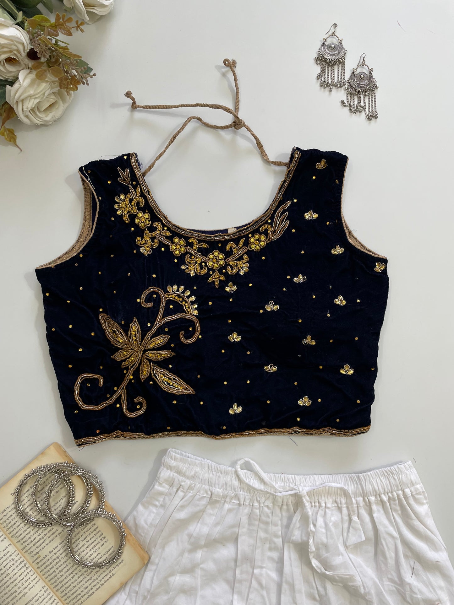 Desi Top-Bust 38