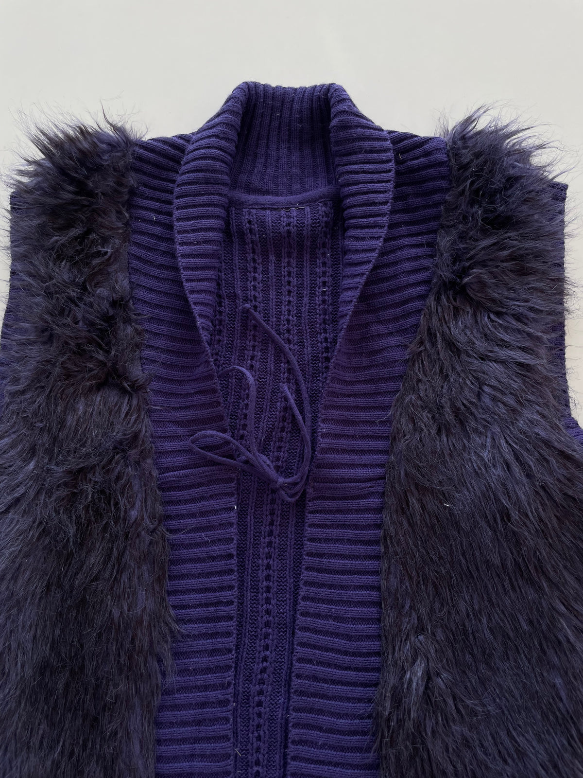 Vintage Sweater Vest-Bust 44