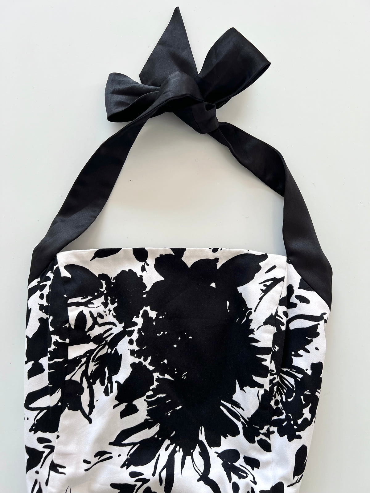 Sixth Sense Halterneck Vintage Dress-Bust 30