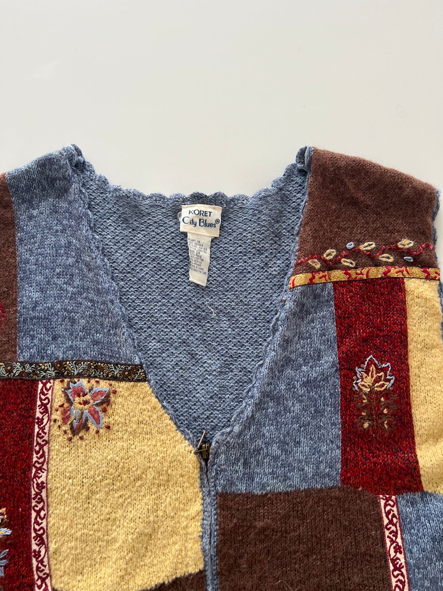 Koret City Blues Embroidered Sweater-Bust 54