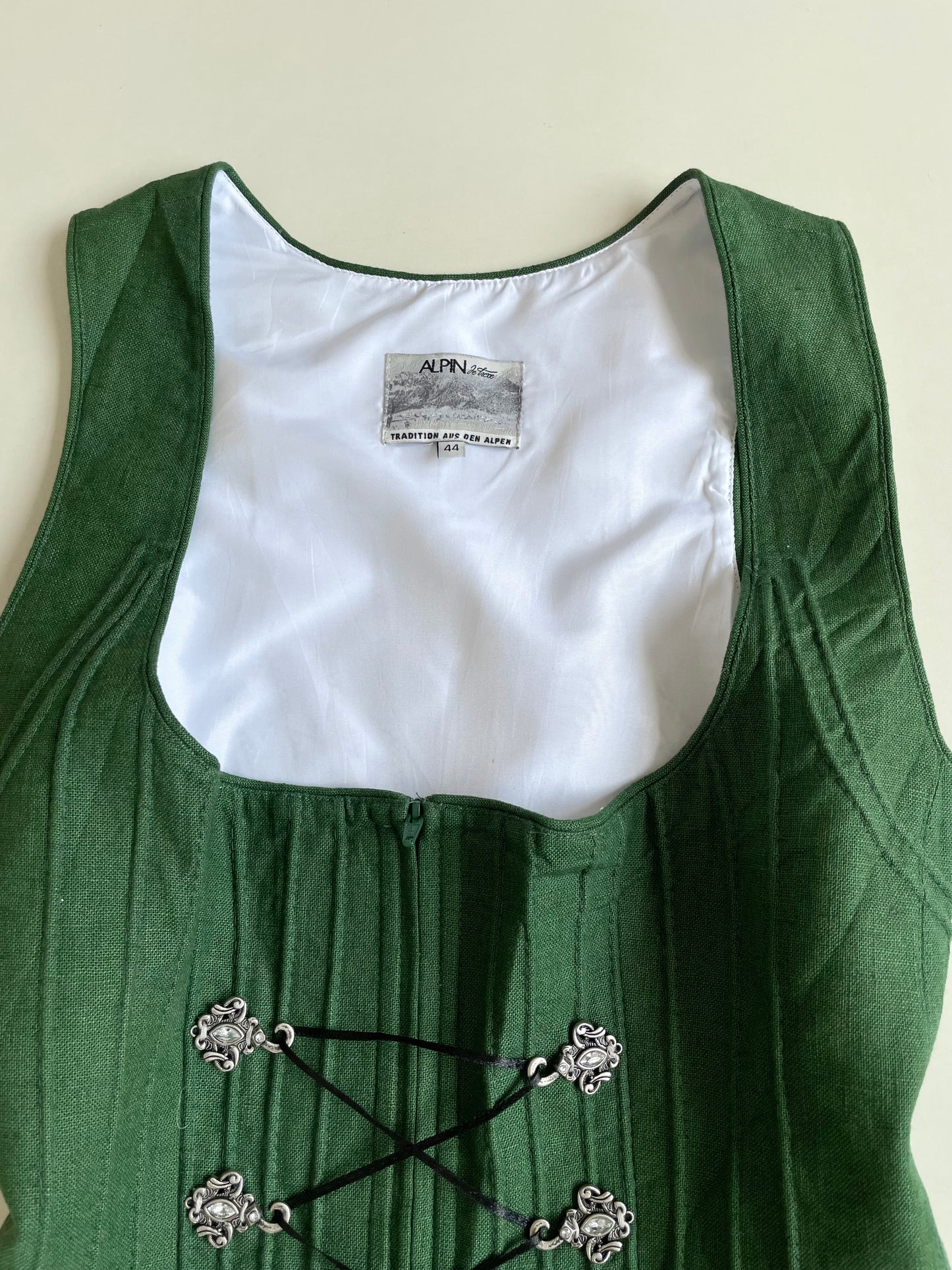 Alpin Vintage Top-Bust 42