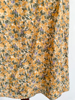 Load image into Gallery viewer, Floral Skirt-Waist 28 to 30