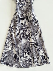 Vintage Dress-Bust 42