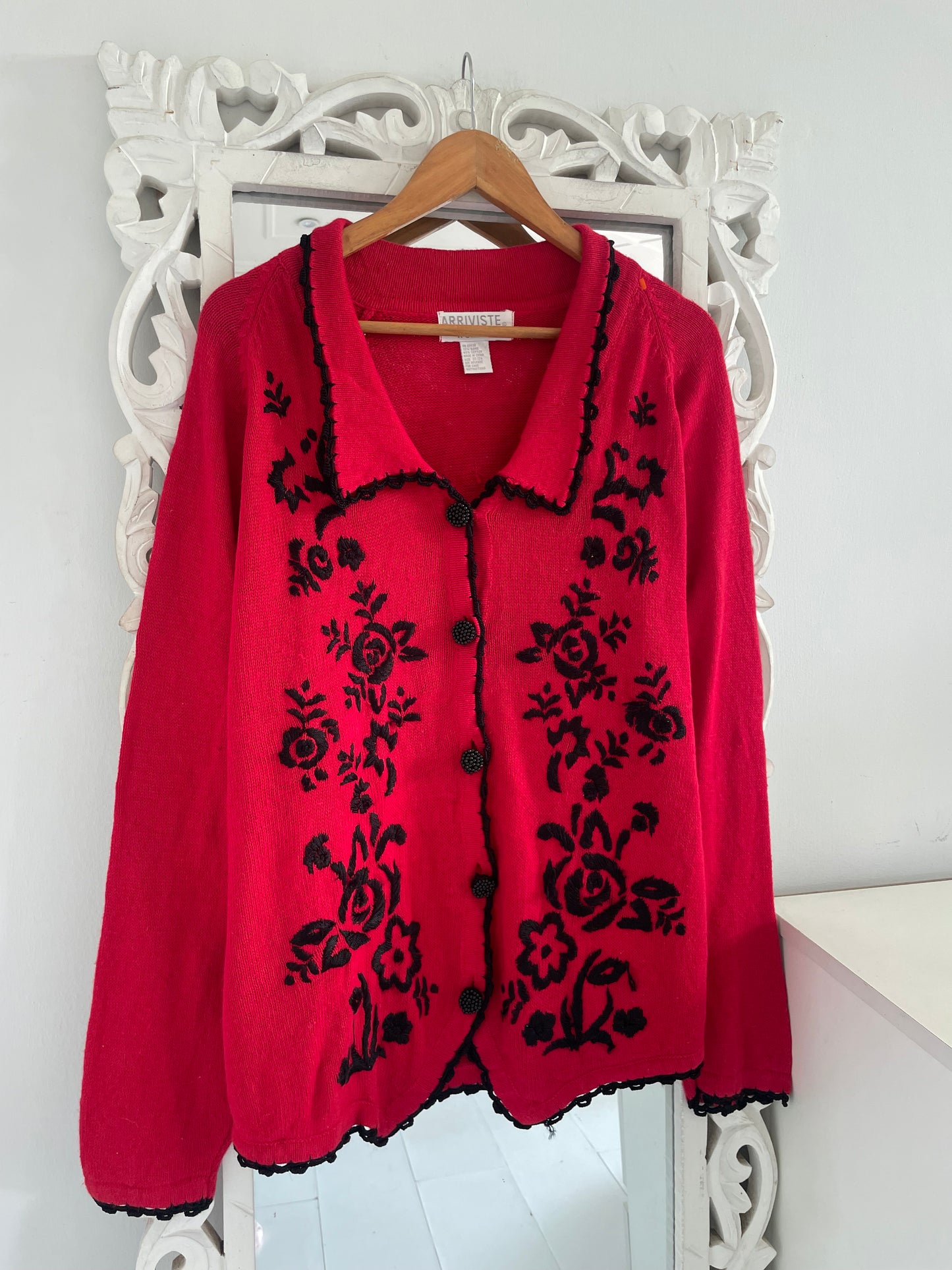 Embroidered Vintage Sweater-Bust 52