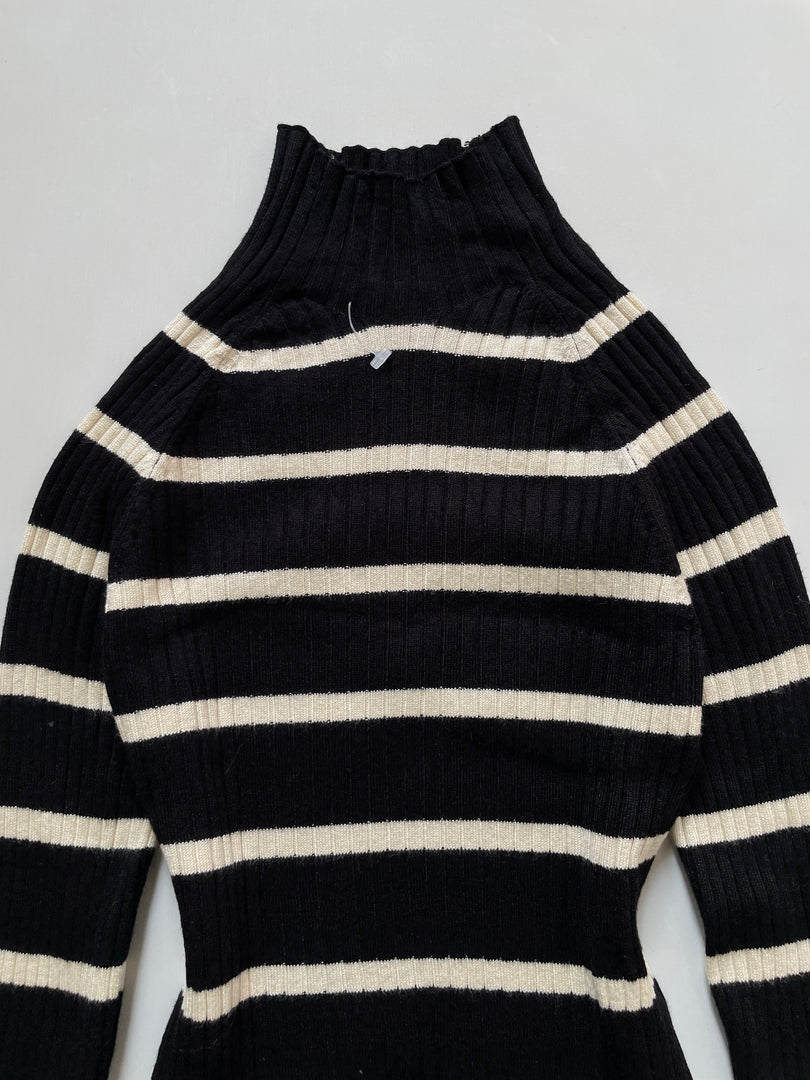 Stradivarius Pre Winter Top-Bust 28 to 32