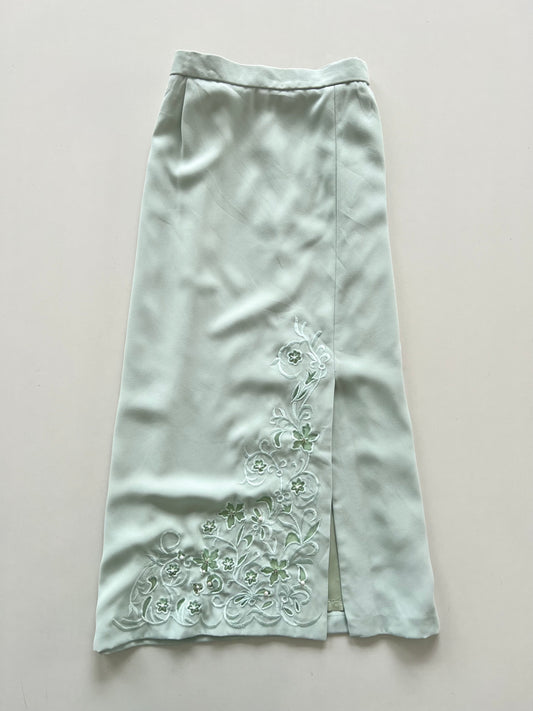 Vintage Embroidered Skirt-Waist 38 to 40