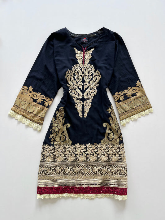 Zainab Vintage Embroidered Kurta-Bust 44