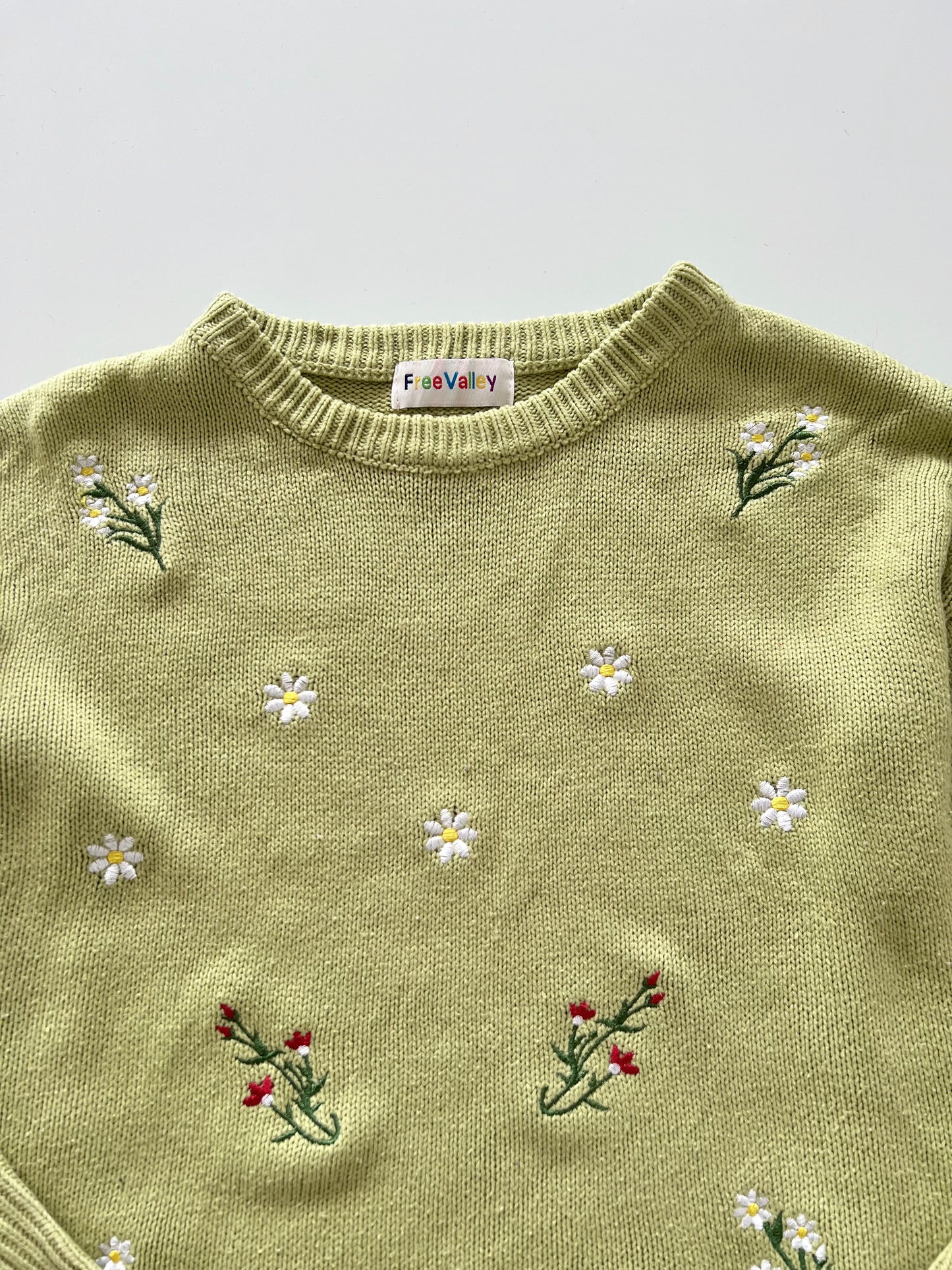 Freevalley Embroidered Sweater-Bust 46