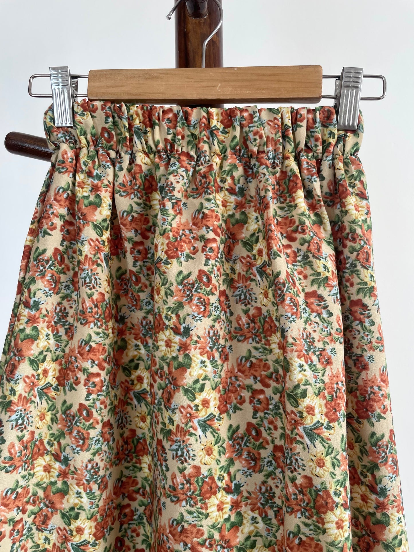 Floral Vintage Skirt-Waist 24 to 28