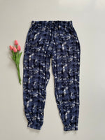 Load image into Gallery viewer, UPFASHION PRINTED BLUE BLACK - PANTS 28 TO 32
