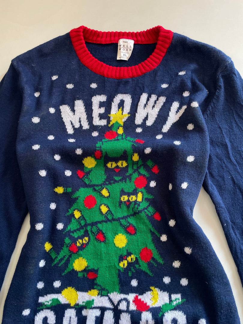 Christmas Sweater-Chest 36