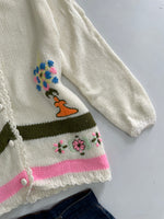 Load image into Gallery viewer, Chunky Cardigan-Bust 46
