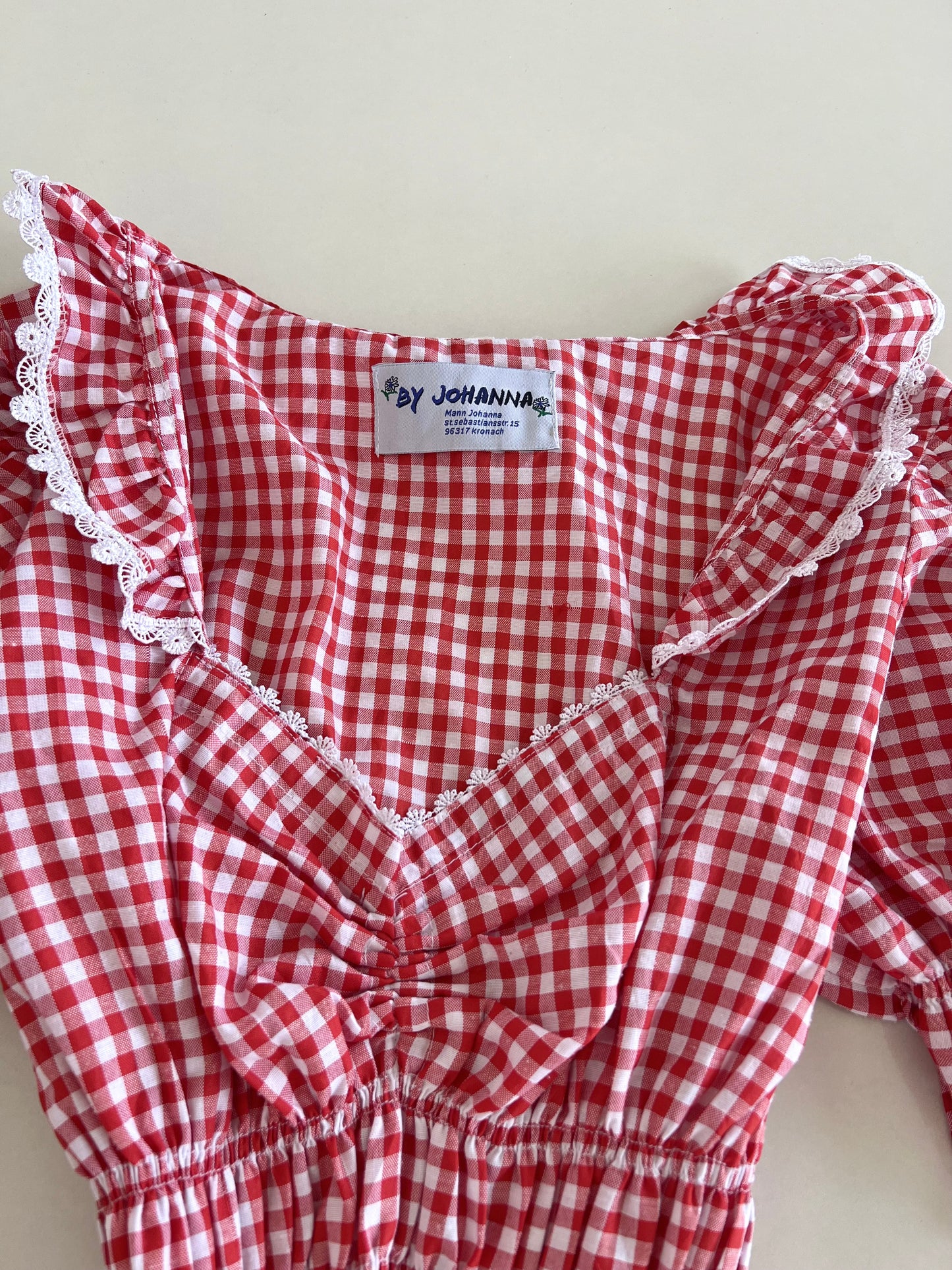 By Johanna Vintage Top-Bust 36 to 40