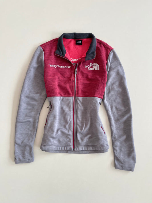 The North Face Vintage Zipper-Bust 40
