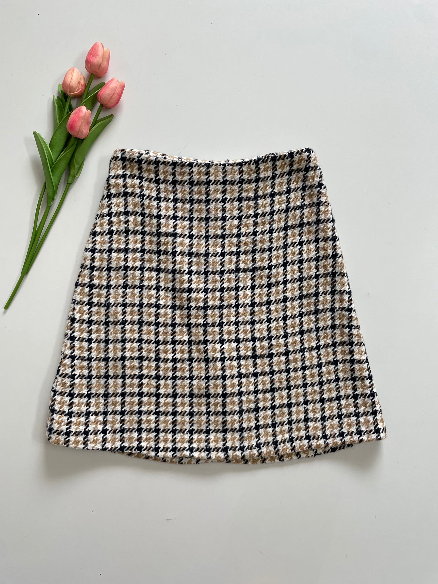 KOOKAI TWEED SKIRT - WAIST 24