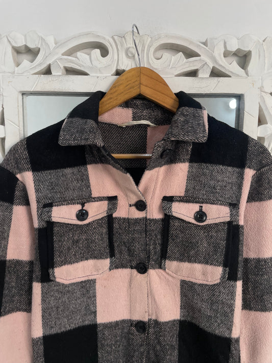 H&m Super Thick Warm Shacket-Chest 30