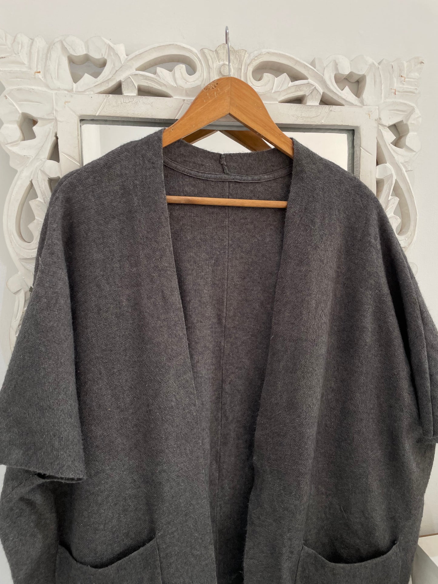 Shrug- Bust 60