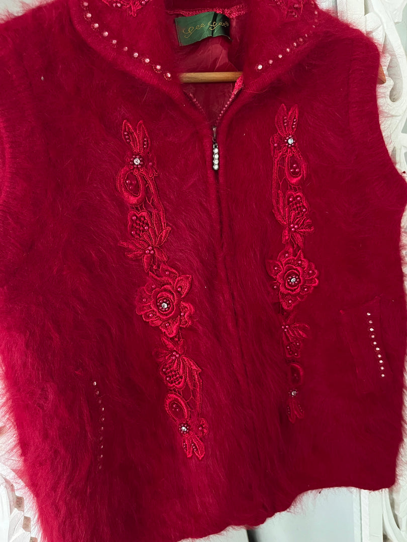 Vintage Embroidered Sweater Vest-Bust 40