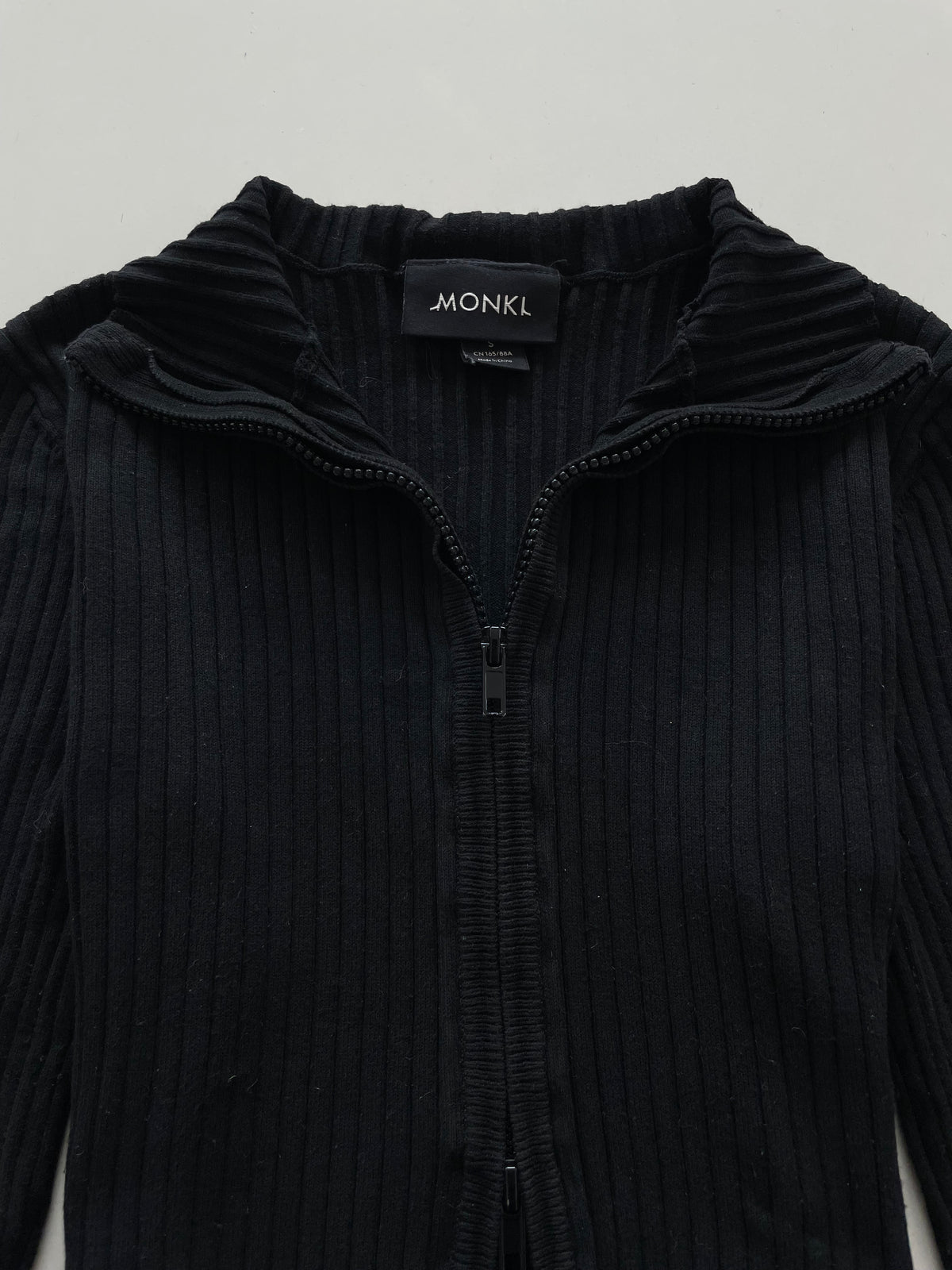 Monkl Pre Winter Zip Up Top-Bust 34 to 36