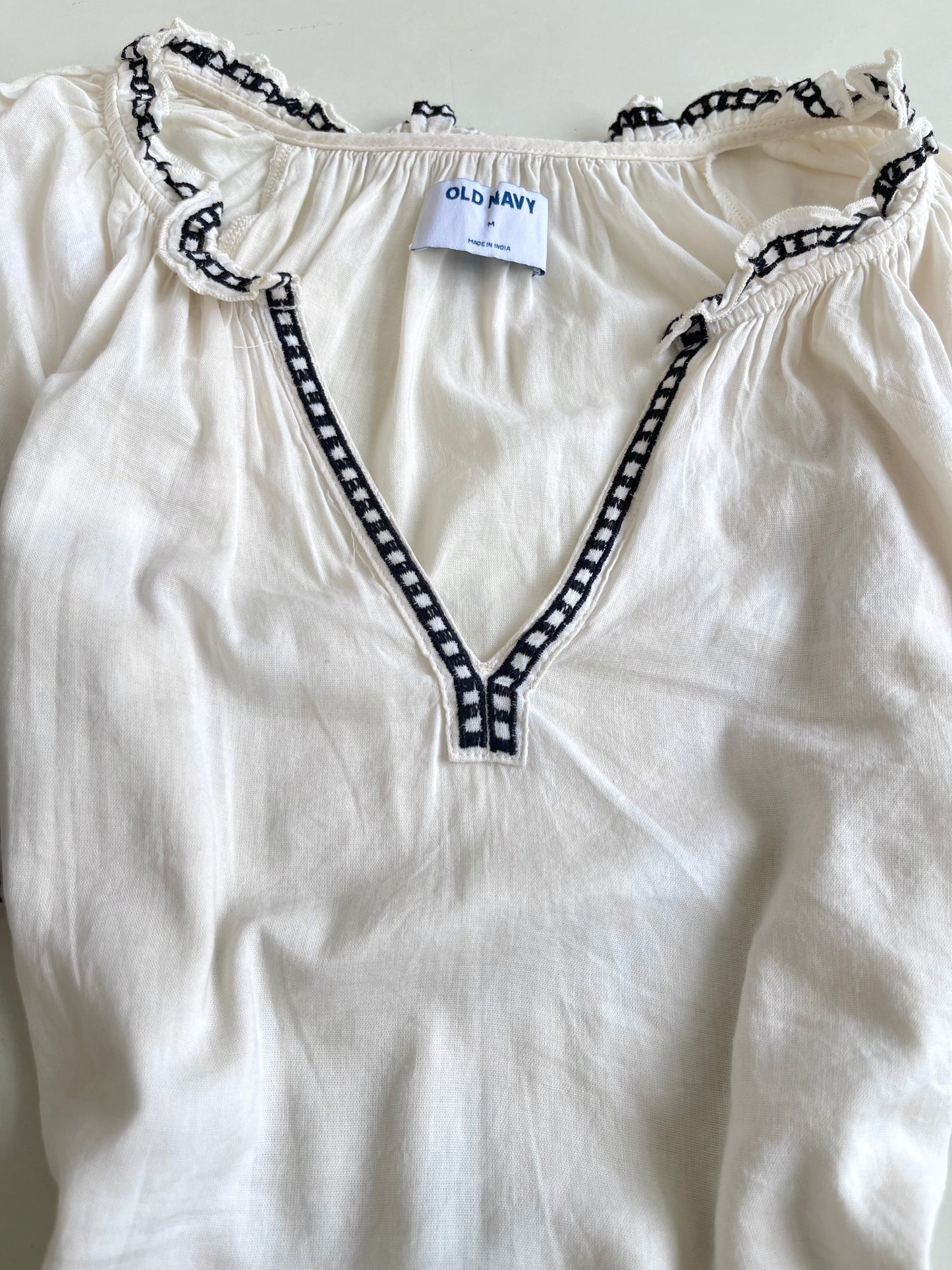 Old Navy Embroidered Top-Bust 46