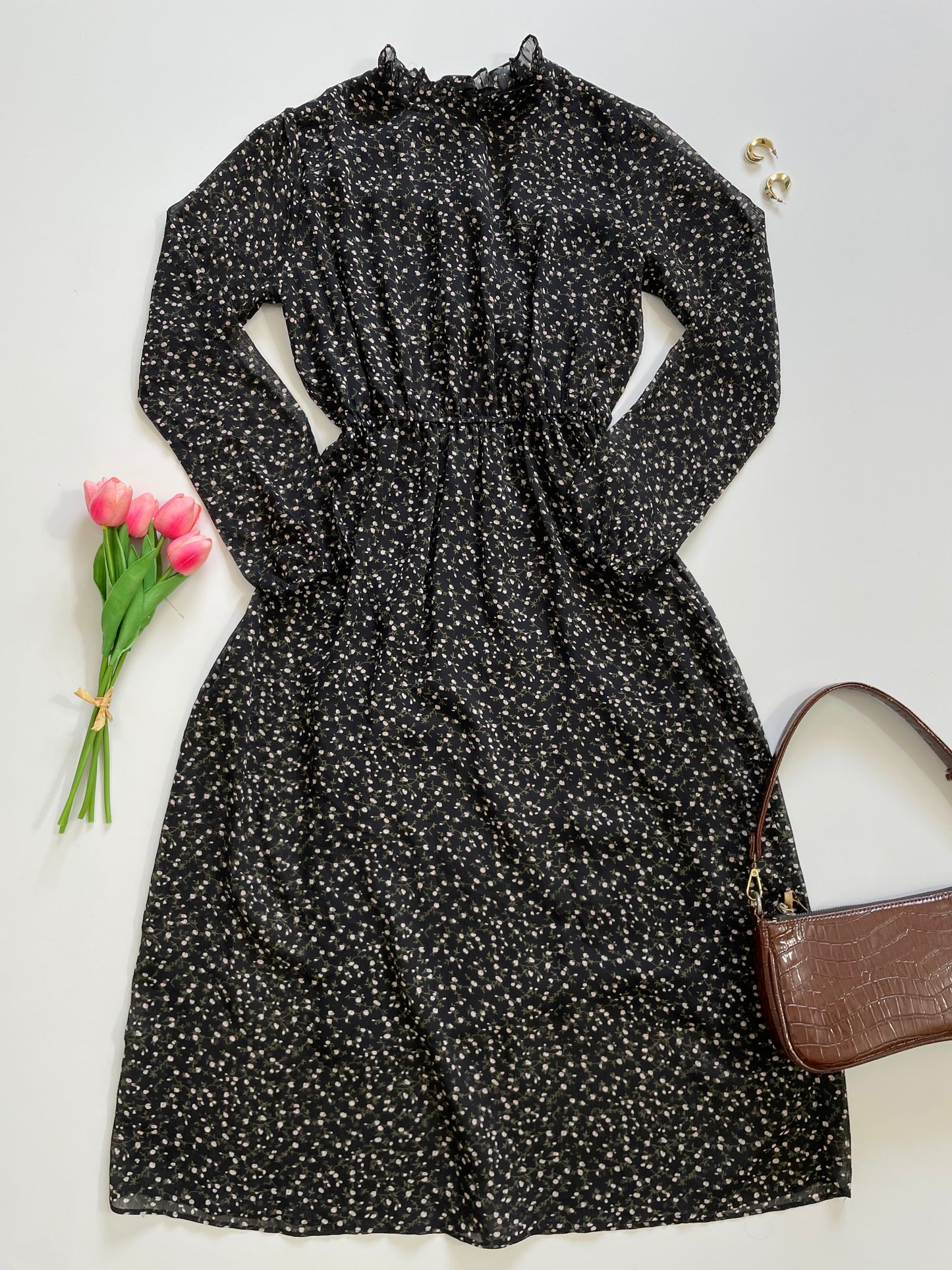 Datum Black Dress-Bust 36
