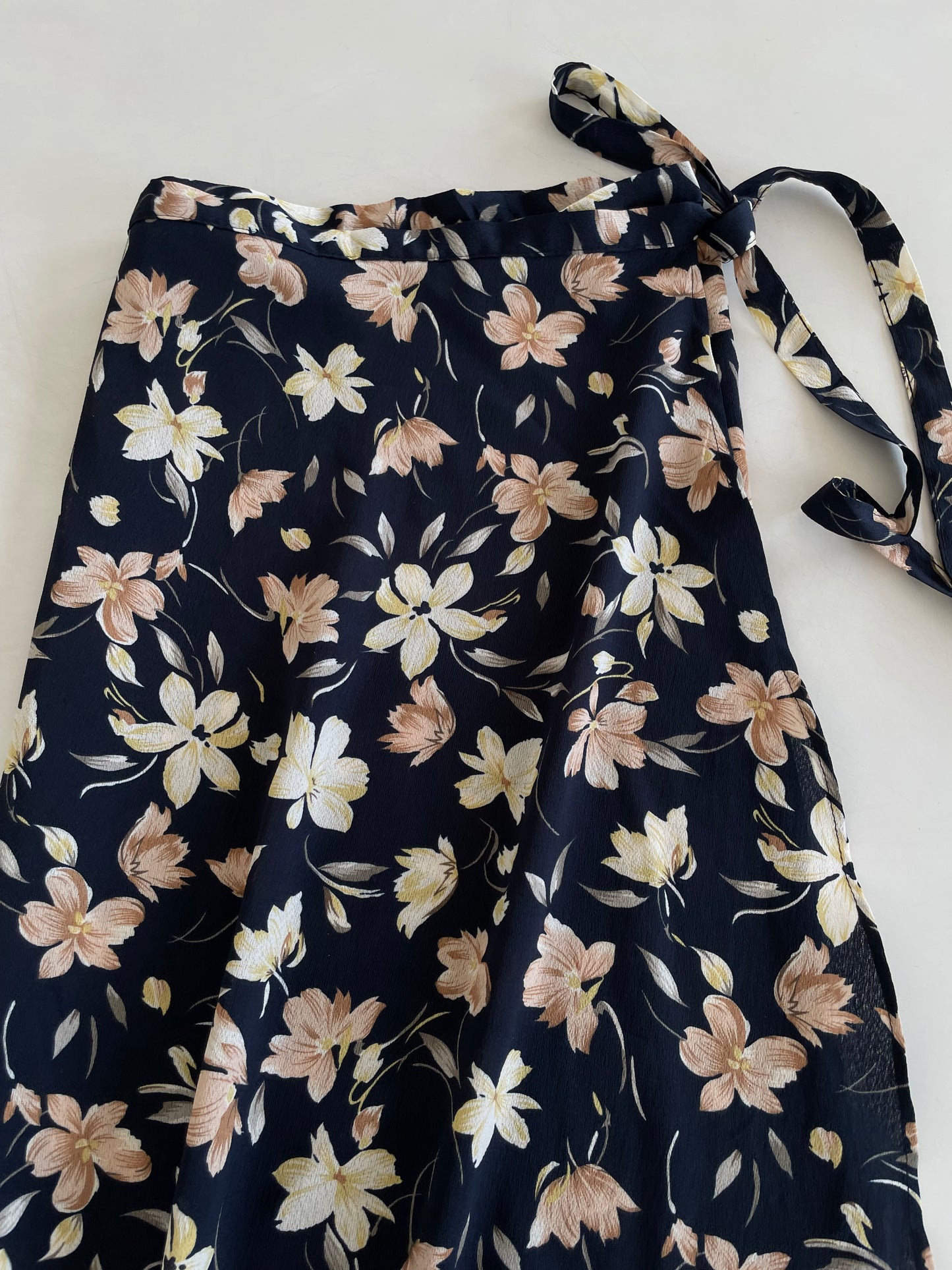 Gardenia Nuit Wraparound Skirt-Waist 30 to 32