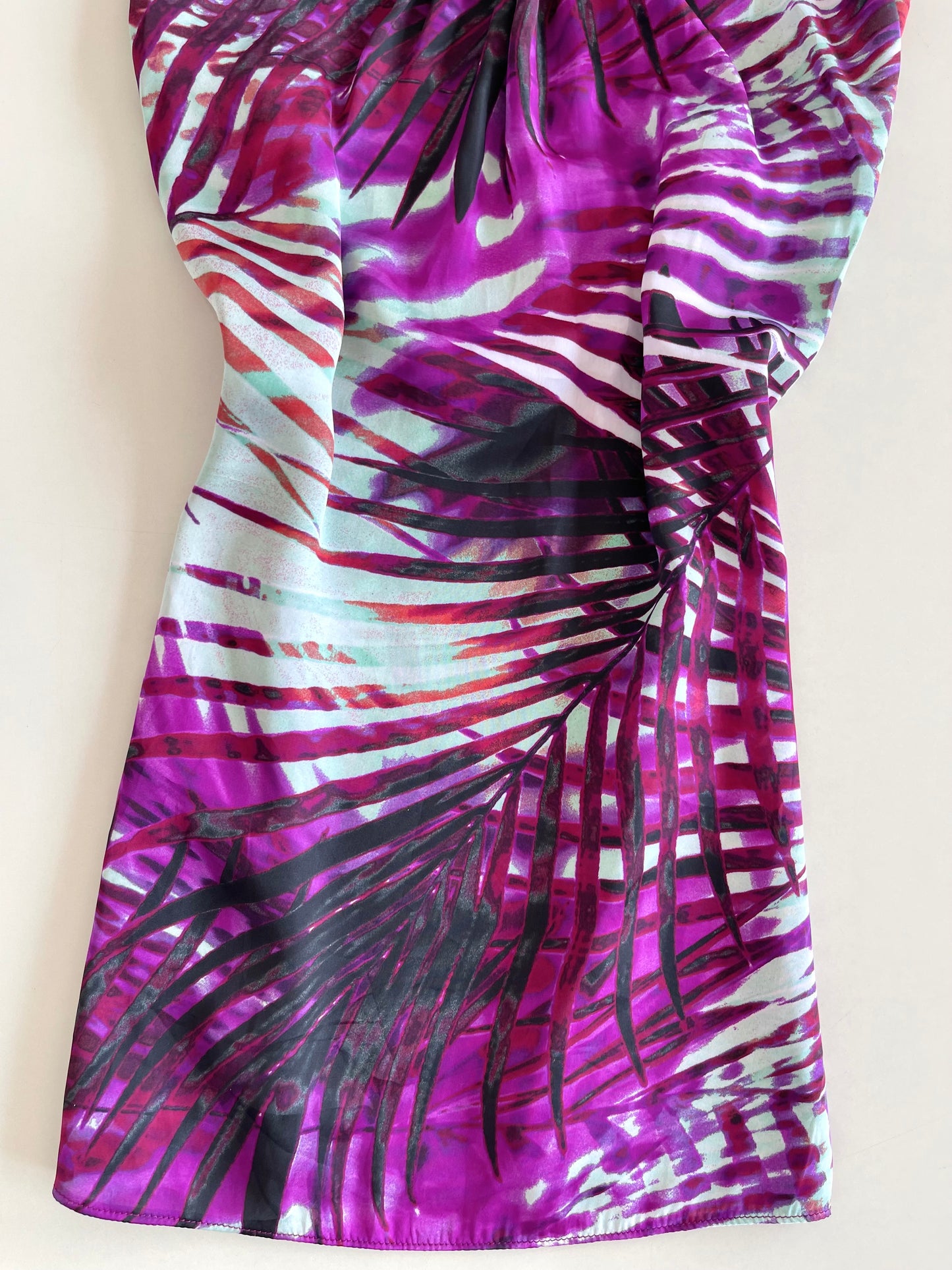 Wallis Top-Bust 40