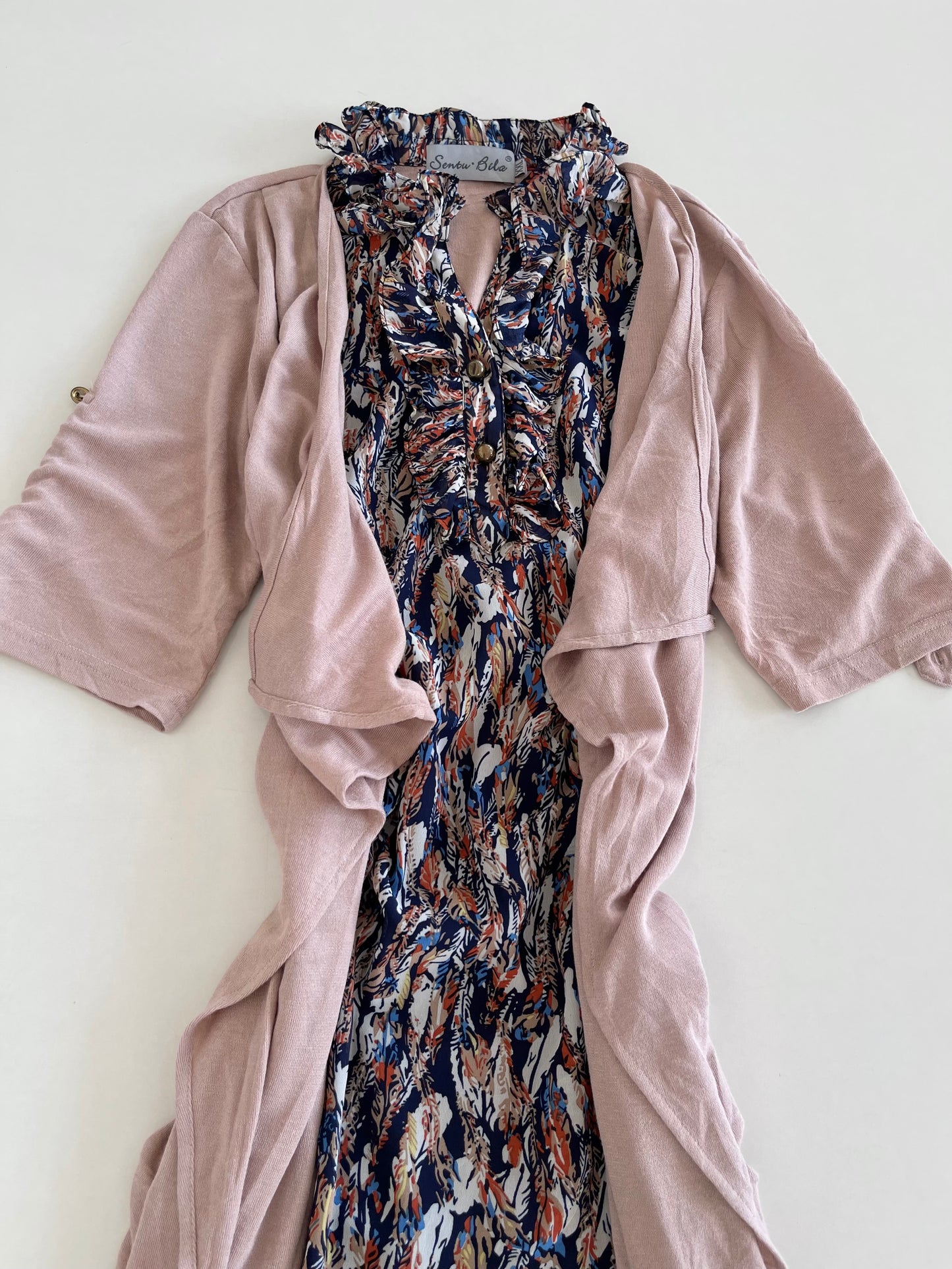 Sentu Bila Vintage Dress -Bust 40 to 42