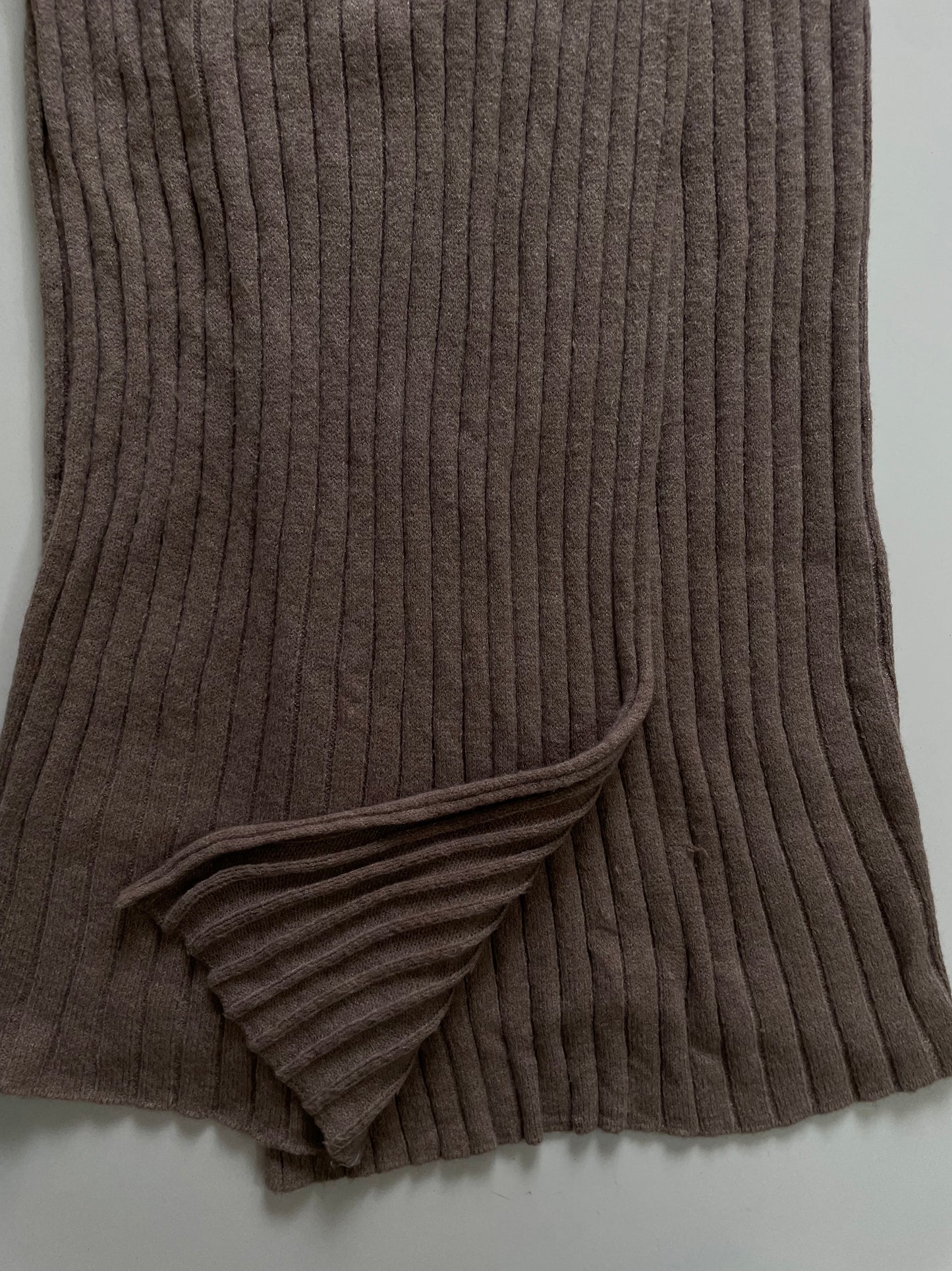 SUPER SOFT WOOLLEN SKIRT - BUST 24 TO 32